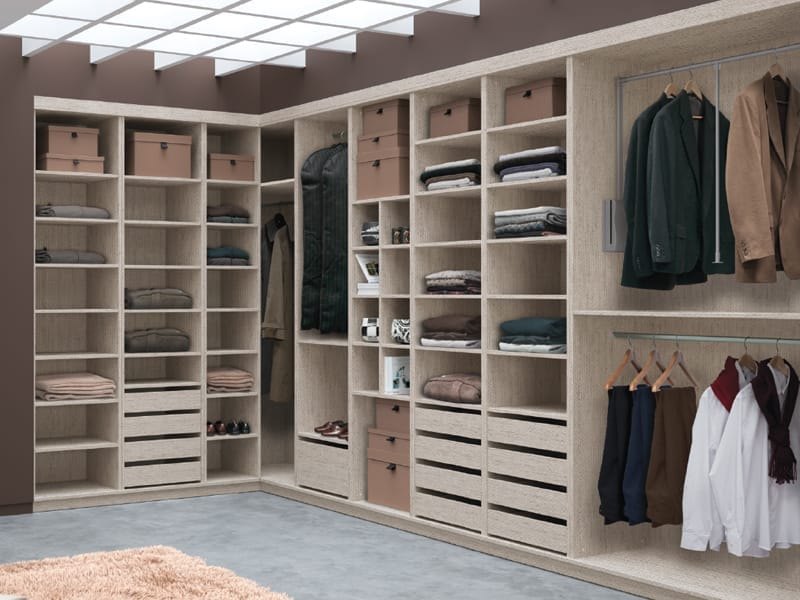 Perspective d’un dressing aménagé en U, référence fournie par le client.